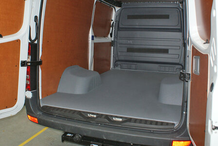 Turbo Liner behandeling laag met dichte wanden - Mercedes Sprinter L4H2 dubbel cabine / enkel lucht achter