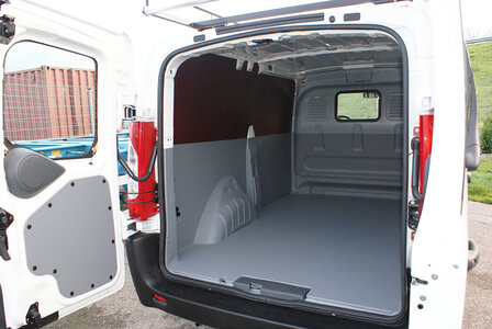 Turbo Liner behandeling half hoog met dichte wanden - Volkswagen Crafter L3H3 enkele cabine / enkel lucht achter