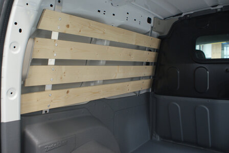 Turbo Liner behandeling half hoog met lat-om-lat - Fiat Doblo L1H2 enkele cabine / enkel lucht voor